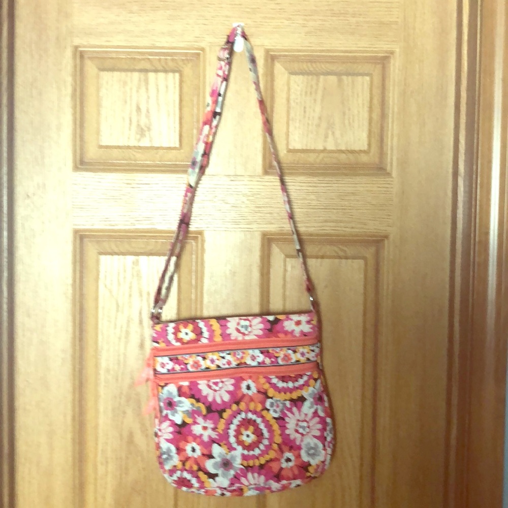 Vera Bradley crossbody purse.